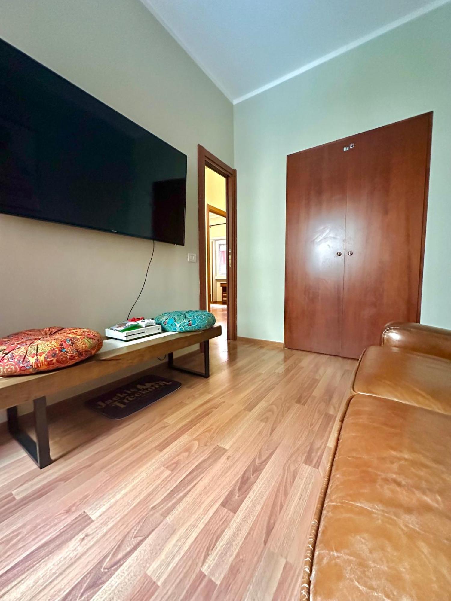 Dude House - Spacious New Flat Near Metro A Station Rome Exterior photo