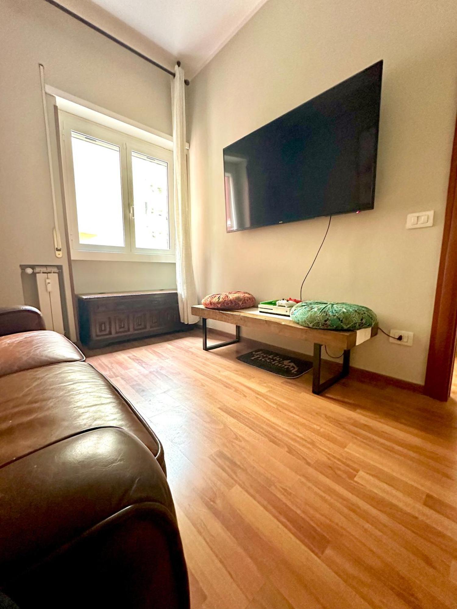 Dude House - Spacious New Flat Near Metro A Station Rome Exterior photo